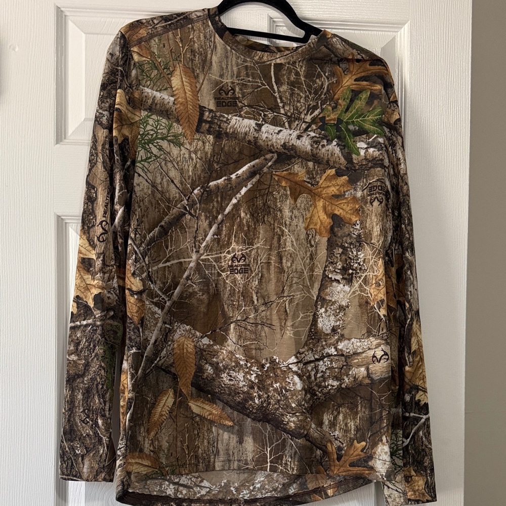 Under Armour Brown Green Tan Camo Long Sleeve Shirt